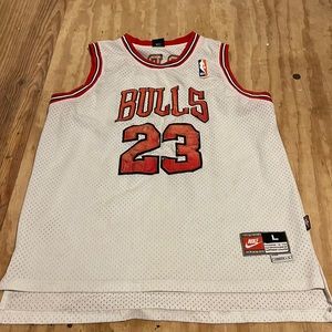 Nike Chicago bulls Michael Jordan jersey 23